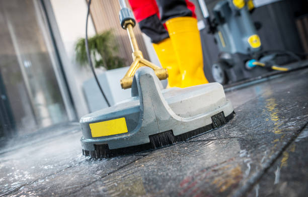 Best Commercial Building Pressure Washing  in Mattituck, NY