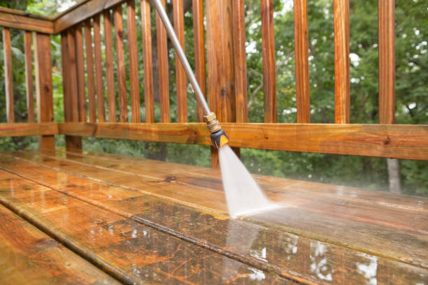 Best Commercial Building Pressure Washing  in Mattituck, NY
